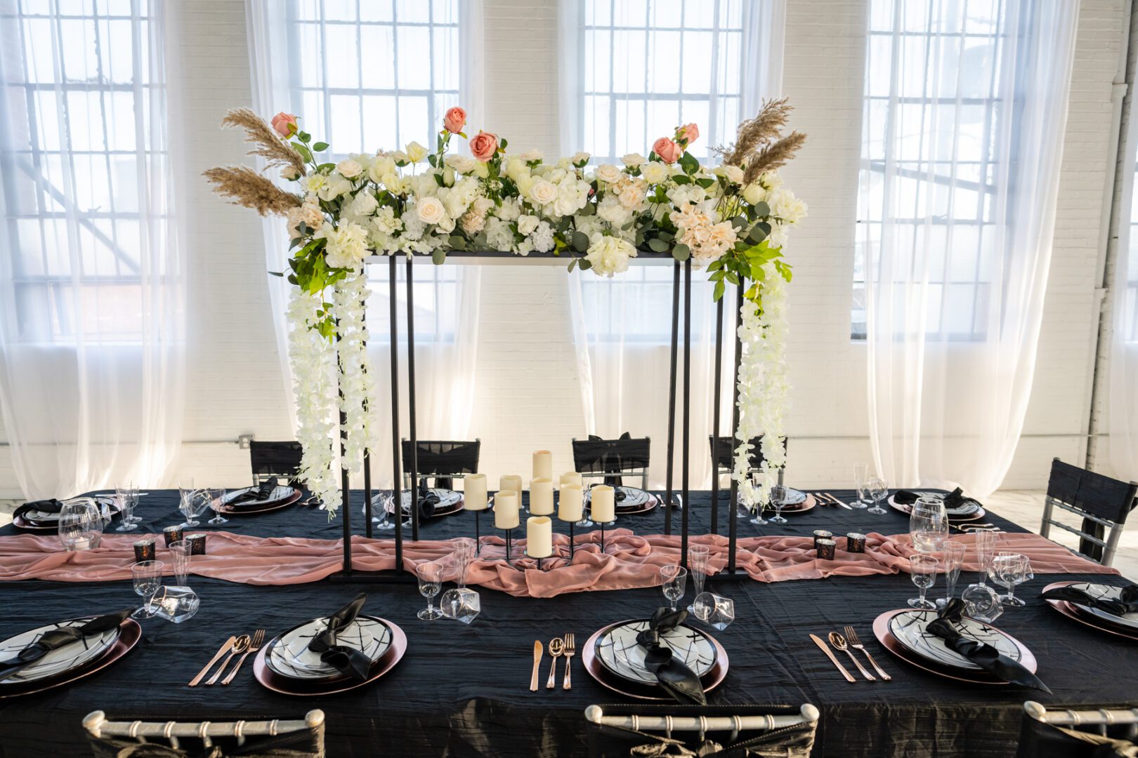 Elegant table arrangement